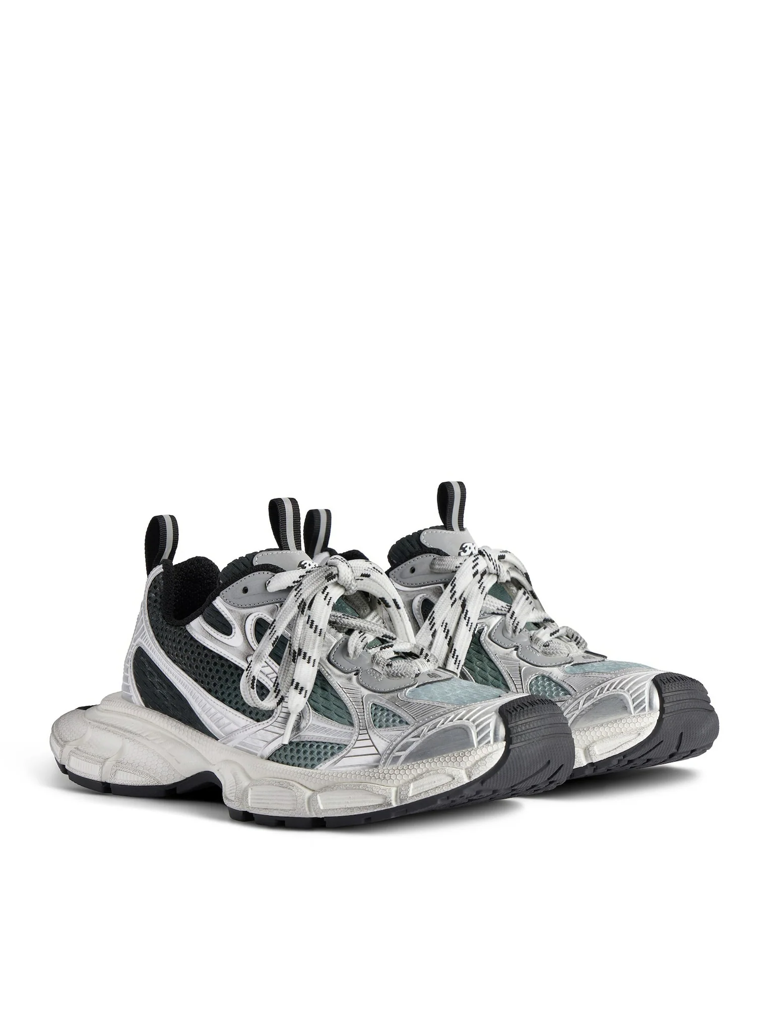 MEN`S 3XL GRADIENT SNEAKER IN BLACK/GREY/WHITE - Image 2