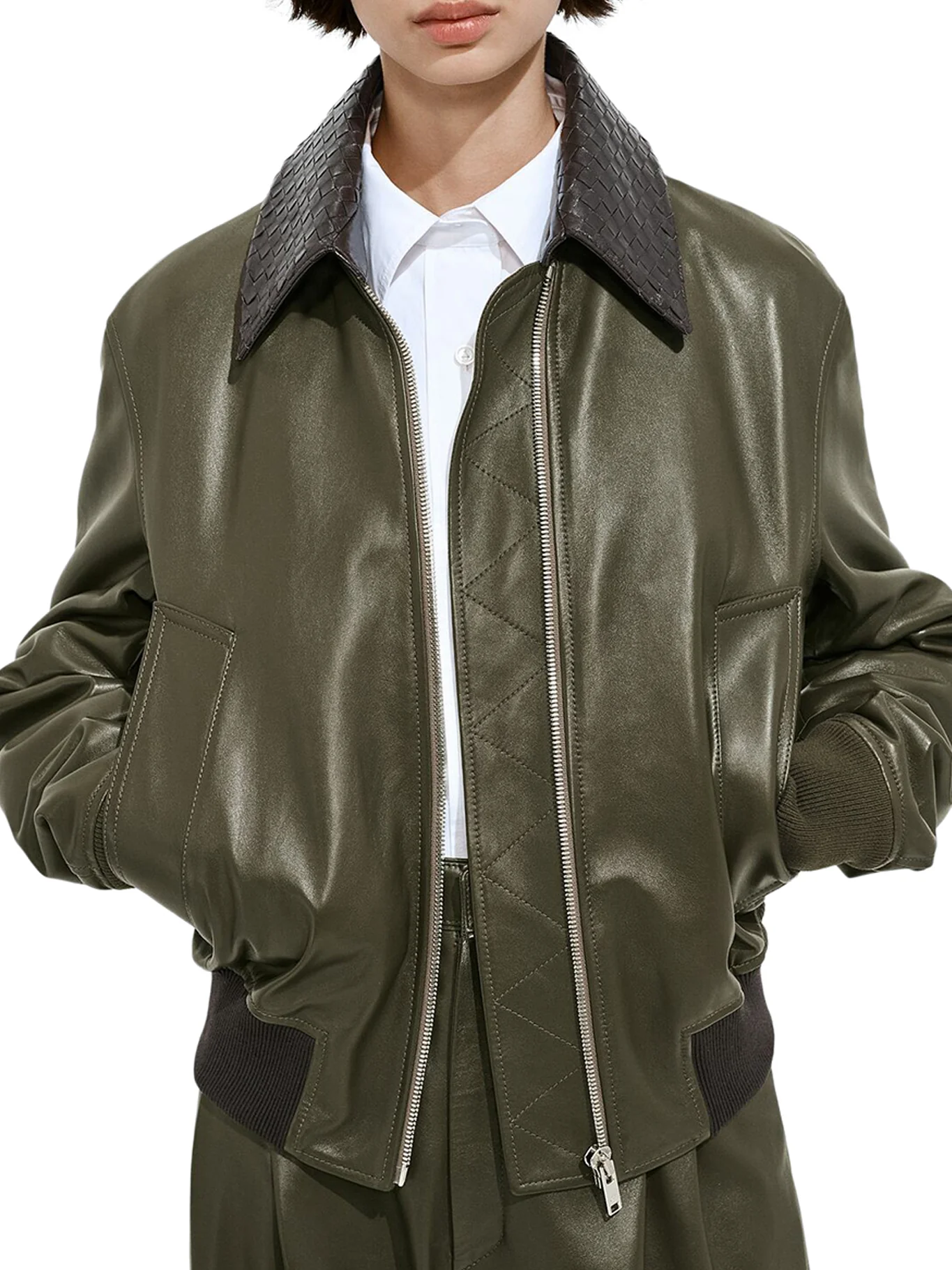 GLOSSY LAMBSKIN JACKET WITH A DETACHABLE BRAIDED COLLAR - Image 3