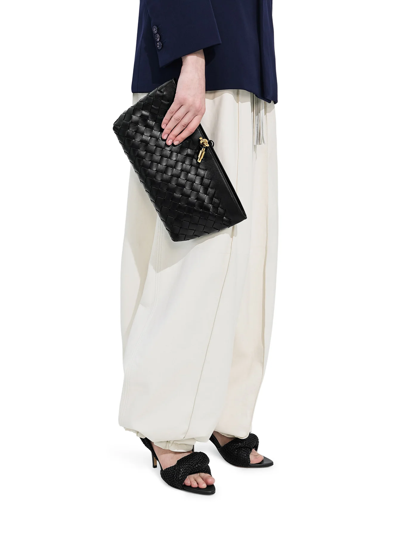 WOVEN NAPPA CLUTCH WITH DISTINCTIVE KNOT DETAIL - Image 2