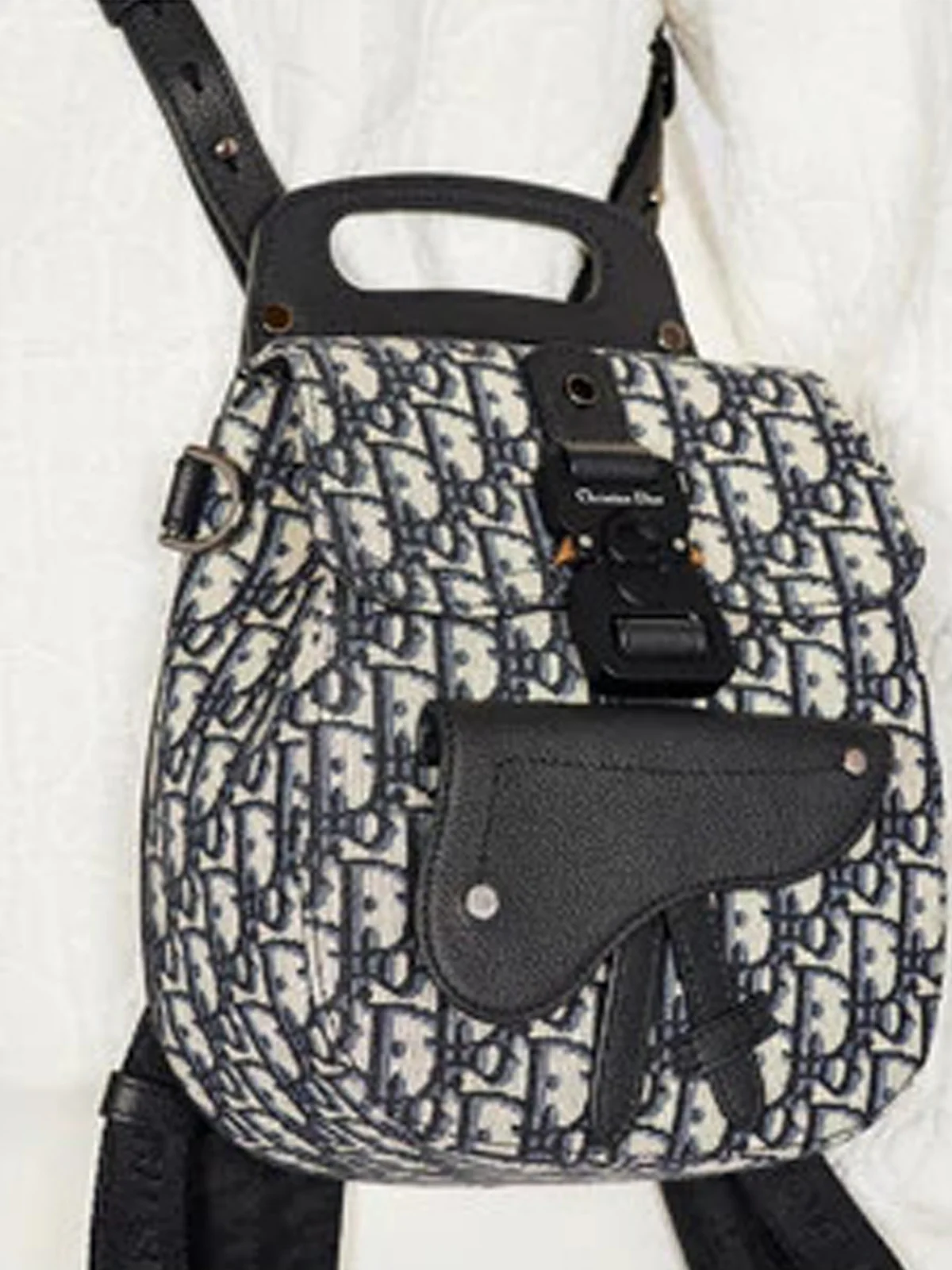 MINI DIOR OBLIQUE JACQUARD SADDLE BACKPACK - Image 6