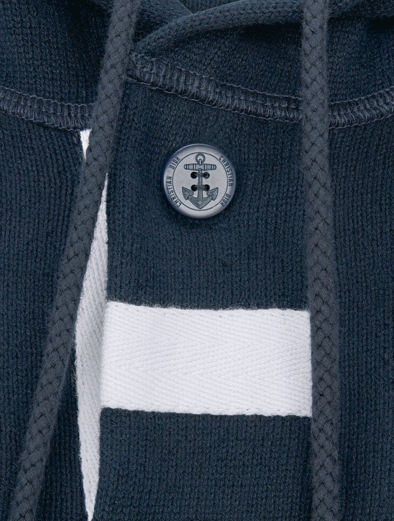 Short-sleeved hooded sweatshirt - Image 6
