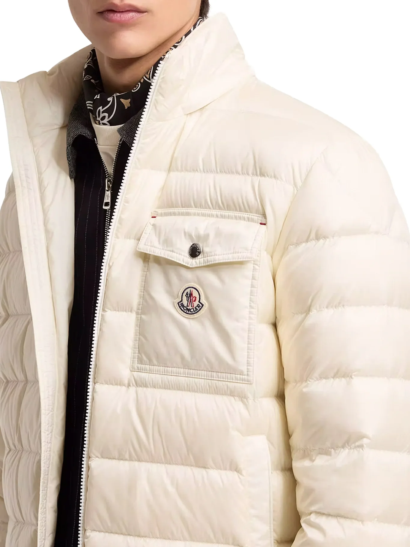VERITH SHORT HOODED PUFFER JACKET - Image 5