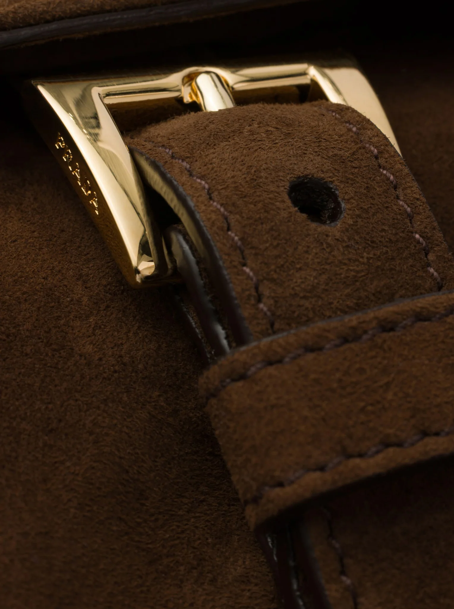 EXPLORE MEDIUM SUEDE SHOULDER BAG - Image 7